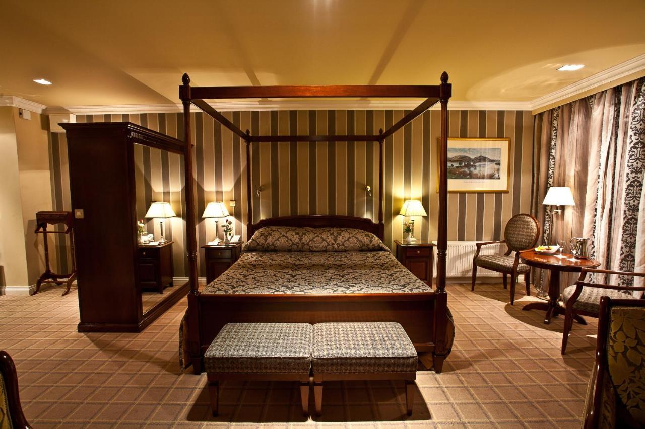 The Lake Hotel Kilclogherane Exterior photo
